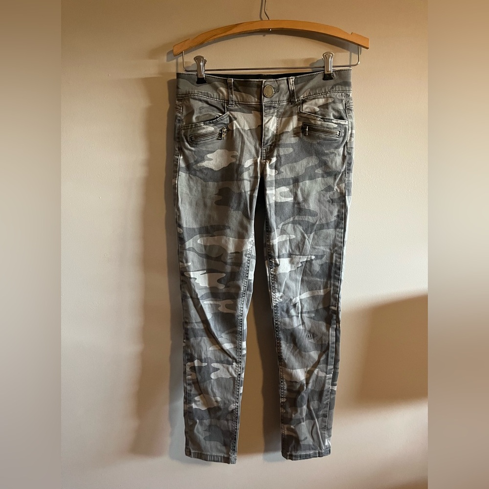 Democracy AbSolution Gray Camo Print Skinny Jeans Size 2